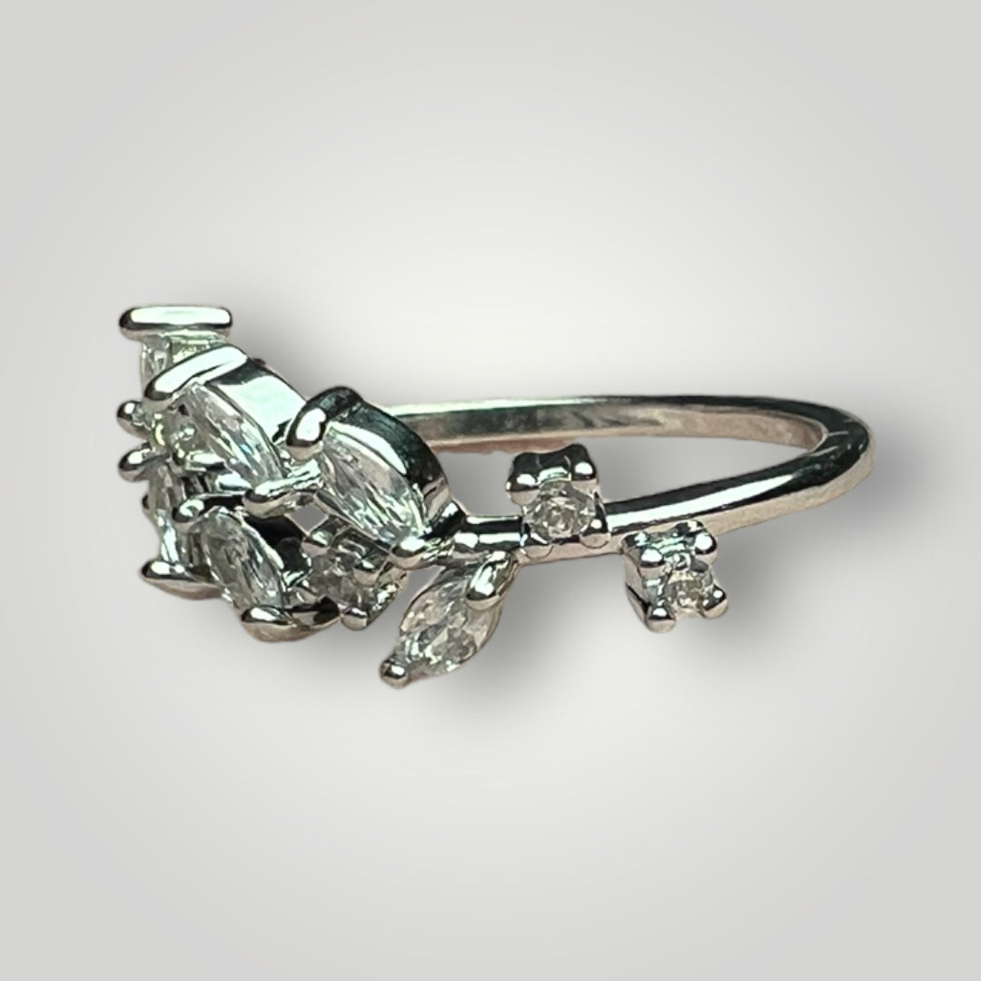 Ring 'Diamond-Leafe'