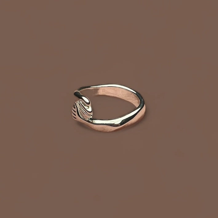Ring 'Hands'
